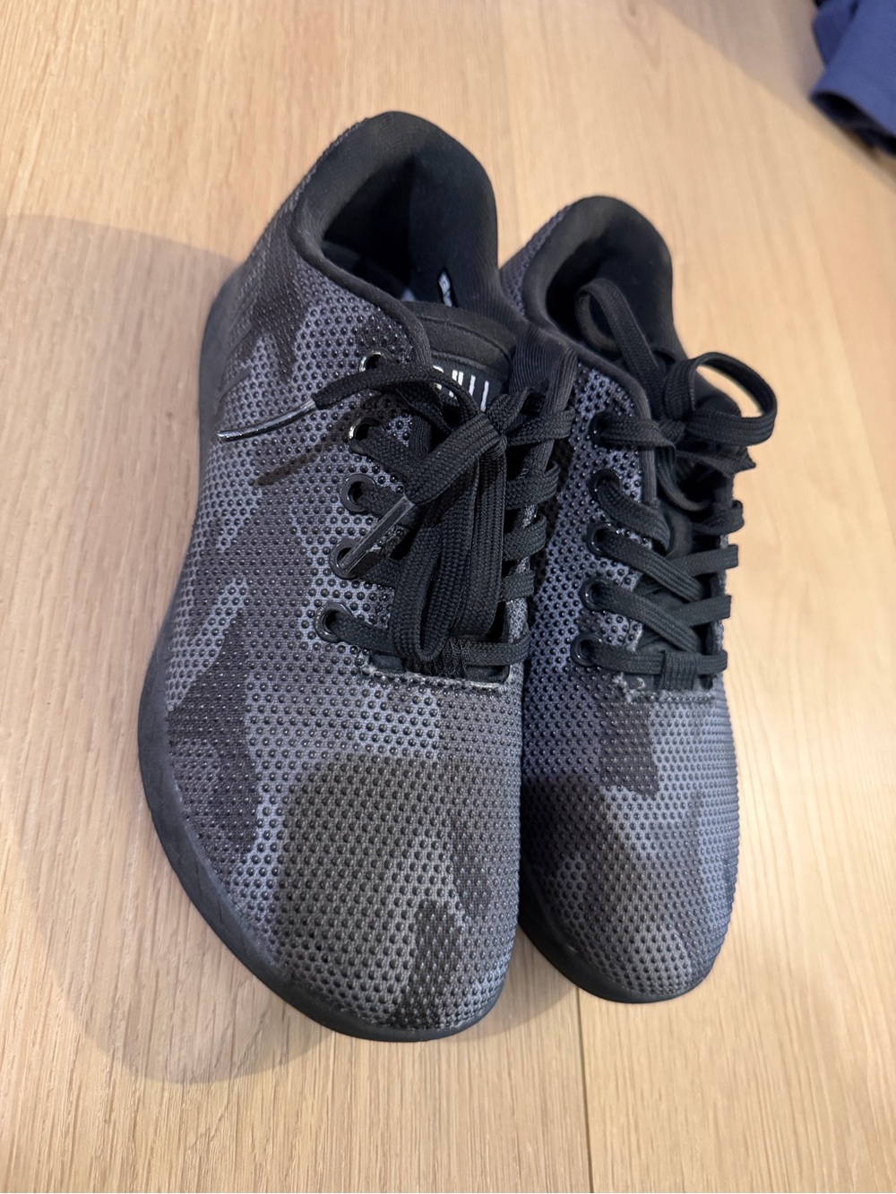 women’s Black/Grey Lightweight Mesh Sneakers